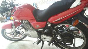 Vendo Suzuki yes  único dono dok ok. - Motos - Anchieta, Rio de Janeiro