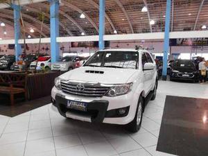 Toyota Hilux SW4 SRV D4-D 4x4 3.0 TDI Diesel Aut