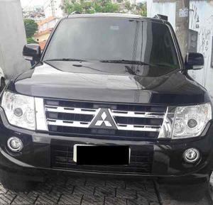 Mitsubishi Pajero HPE Full 3.2 4x4 TB Int. Diesel 5p Aut