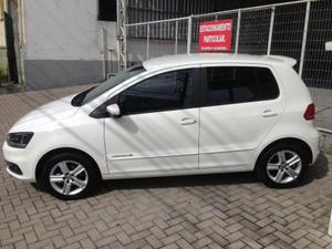 Volkswagen Fox 1.6 Msi Comfortline (flex)  em Blumenau