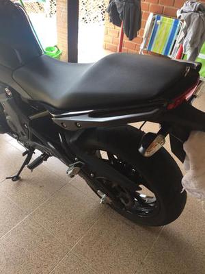 Er6n,  - Motos - Corrêas, Petrópolis | OLX