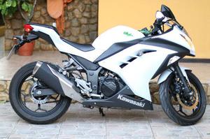 Kawasaki Ninja 300 - Único Dono - Apenas 800km (zero)  - Motos - Parque Beira Mar, Duque de Caxias | OLX