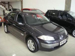 Renault Megane Outros