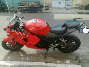 Vendo moto Comet GT 650R Ano  - Motos - Vila Sarapuí, Duque de Caxias | OLX