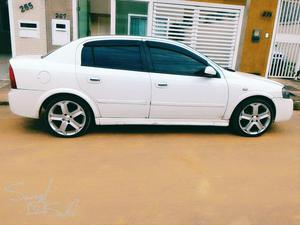 Astra sedan 2.0. gnv  - Carros - Califórnia da Barra, Barra do Piraí, Rio de Janeiro | OLX