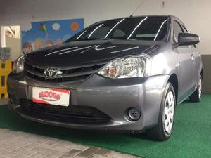 Toyota Etios Sedan X 1.5 (flex)  em Blumenau R$