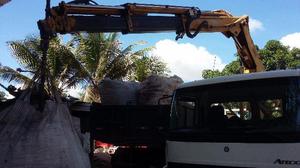 Masal de  toneladas,munck com 5 lanças 3h e 2m,ainda montado no caminhão,perfeito - Caminhões, ônibus e vans - Rio de Janeiro, Rio de Janeiro | OLX