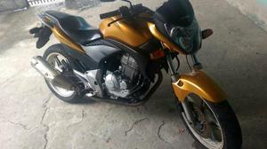 Vendo ou troco moto cb  - Motos - Santa Cruz, Volta Redonda | OLX