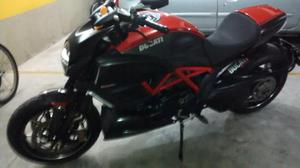 Ducati diavel Carbon,  - Motos - Recreio Dos Bandeirantes, Rio de Janeiro | OLX