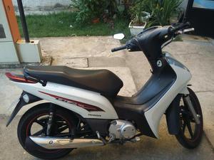 Biz 125cc Branca,  - Motos - Vila Brasília, Volta Redonda | OLX