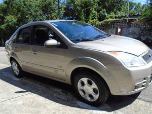 Ford Fiesta Sedan 1.6 8V Flex 4p