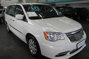 Chrysler Town & Country 3.6 Touring V6 24v Gasolina 4p