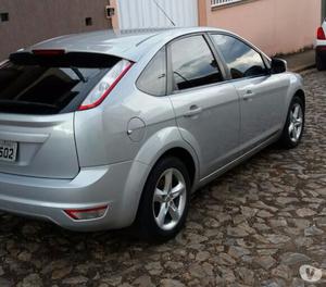 vendo ford focus 1.6 prata  completo