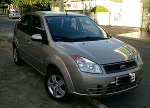 Fiesta class 1.6 - Caminhões, ônibus e vans - Parque Brasília, Campos Dos Goytacazes | OLX