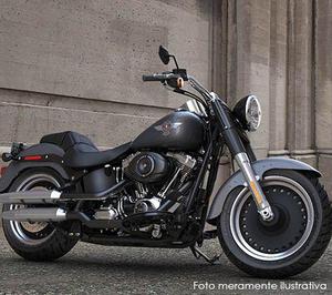 Harley-davidson Fat Boy Special Semi-nova,  - Motos - Santa Rosa, Queimados | OLX