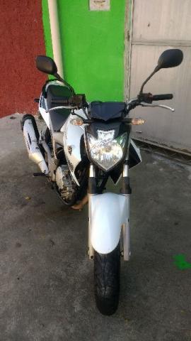 Yamaha Ys 250cc Único Dono, Manual e Chave Reserva,  - Motos - Vila Leopoldina, Duque de Caxias | OLX