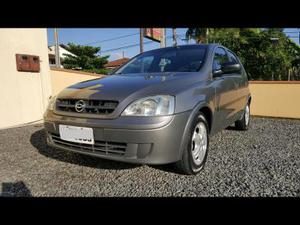 Chevrolet Corsa Hatch 1.0 8v  em Indaial R$ 