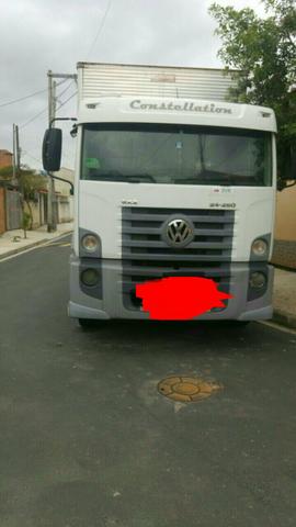 Caminhão baú truck - Caminhões, ônibus e vans - Santa Cruz, Rio de Janeiro | OLX