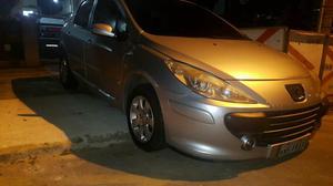 Carro,  - Carros - Vila Isabel, Rio de Janeiro | OLX