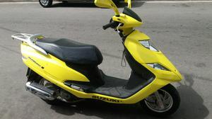 Moto 125 Suzuki burgman ano  documento Ok ou troco por ouro,  - Motos - Bangu, Rio de Janeiro | OLX