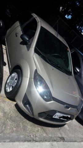 Ford Fiesta  completo  pg revisado,  - Carros - Rocha, São Gonçalo | OLX