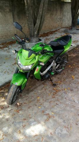 Kawasaki z750 um luxo!!,  - Motos - João Caetano, Itaboraí | OLX