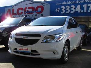 Chevrolet Onix 1.0 Lt  em Blumenau R$ 