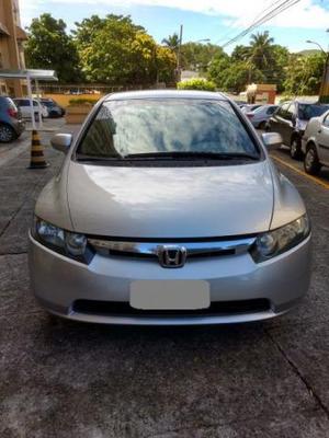 Honda Civic 1.8 AUT. 4p Prata,  - Carros - São Lourenço, Niterói | OLX