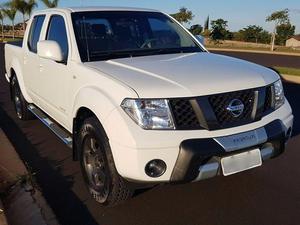 Nissan Frontier  - Estado de 0km,  - Carros - Granja Dos Cavaleiros, Macaé | OLX