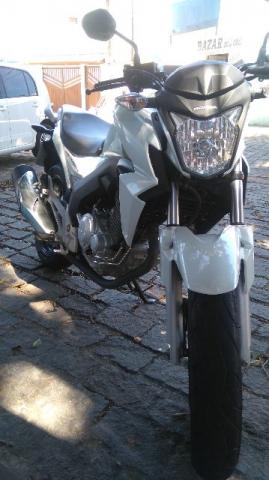 Honda Cb essa semana-cb Twister  pg no verde,  - Motos - Recreio, Rio das Ostras | OLX