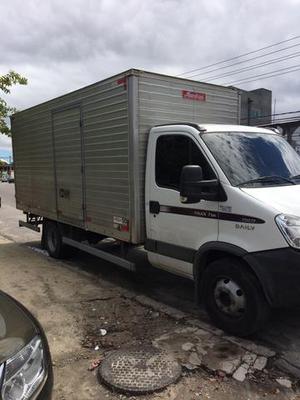 Caminhão iveco bau 4 tn  muito novo - Caminhões, ônibus e vans - Pedra De Guaratiba, Rio de Janeiro | OLX