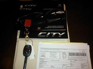 Honda City completo de fabrica manual nota fiscal chave reserva,  - Carros - Tijuca, Rio de Janeiro | OLX