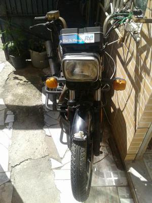 Estou querendo me desfazer dessa moto, pois não tem espaço em minha casa!,  - Motos - Vista Alegre, Rio de Janeiro | OLX