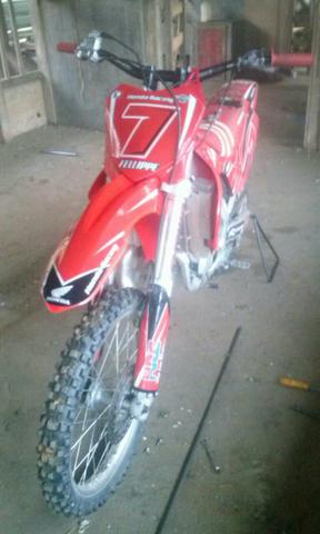 Cr  - Motos - Centro, 3 Rios | OLX