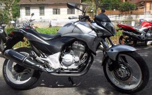 Honda Cb 300R prata  - Motos - Centro, Petrópolis | OLX