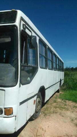 Vendo dois onibus um motor trazeiro e um urbano - Caminhões, ônibus e vans - Araruama, Rio de Janeiro | OLX
