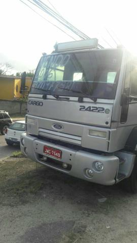 Caminhão e rollon off - Caminhões, ônibus e vans - Parque Beira Mar, Duque de Caxias | OLX