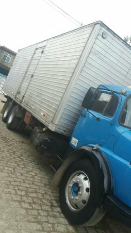  truck baú - Caminhões, ônibus e vans - Vila Leopoldina, Duque de Caxias | OLX