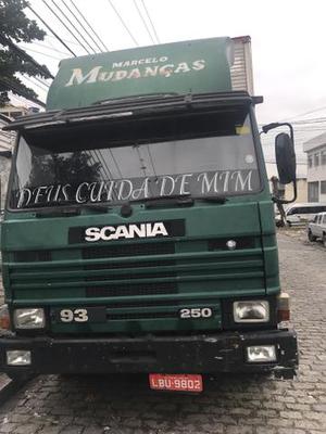 Caminhão Scania Truck P250 - Caminhões, ônibus e vans - Maricá, Rio de Janeiro | OLX