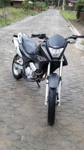 Falcon i,  - Motos - São Pedro da Serra, Nova Friburgo | OLX