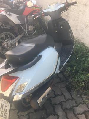 Scooter Auguri Retro (tipo Vespa), motor 150cc,  - Motos - Campo Grande, Rio de Janeiro | OLX
