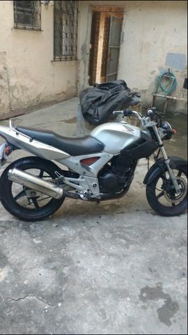 Twister  vendo ou tr.,  - Motos - Bangu, Rio de Janeiro | OLX