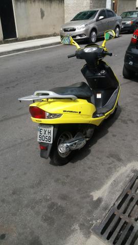 Vendo moto burgman suzuki doc.ok no meu nome,  - Motos - Bangu, Rio de Janeiro | OLX