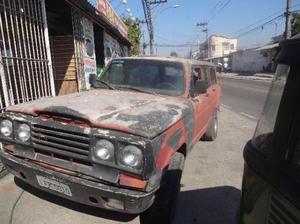 Jeep diesel 4x4 americana restaurar - Caminhões, ônibus e vans - Alecrim, São Pedro da Aldeia | OLX