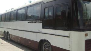 Onibus rodoviário volvo b-58 motor no meio do carro trucado financio - Caminhões, ônibus e vans - Vila Santa Cruz, Duque de Caxias | OLX
