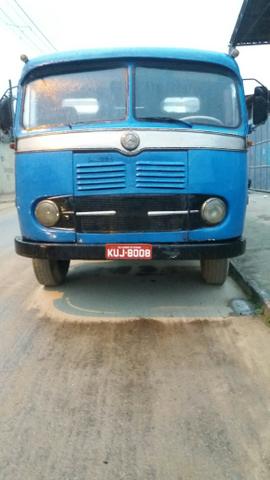 Vendo caminhão lp321 motor - Caminhões, ônibus e vans - Vila São Pedro, Duque de Caxias | OLX