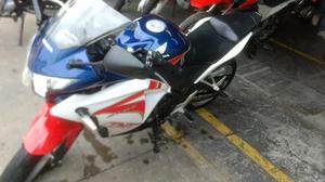 Cbr 250r  - Motos - Vila Isabel, 3 Rios | OLX