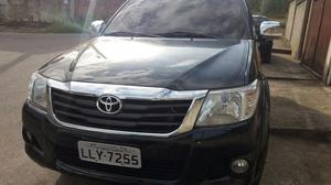 Toyota Hilux  - Carros - Califórnia, Itaguaí | OLX