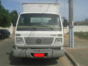 Vendo Caminhão Baú - Caminhões, ônibus e vans - Parque Turf Club, Campos Dos Goytacazes | OLX