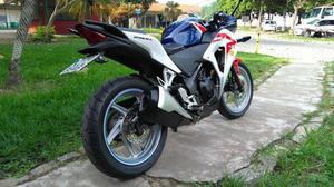 Honda CBR250r ano ,nova de tudo,docs  ok,  - Motos - Parque Jóquei Club, Campos Dos Goytacazes | OLX